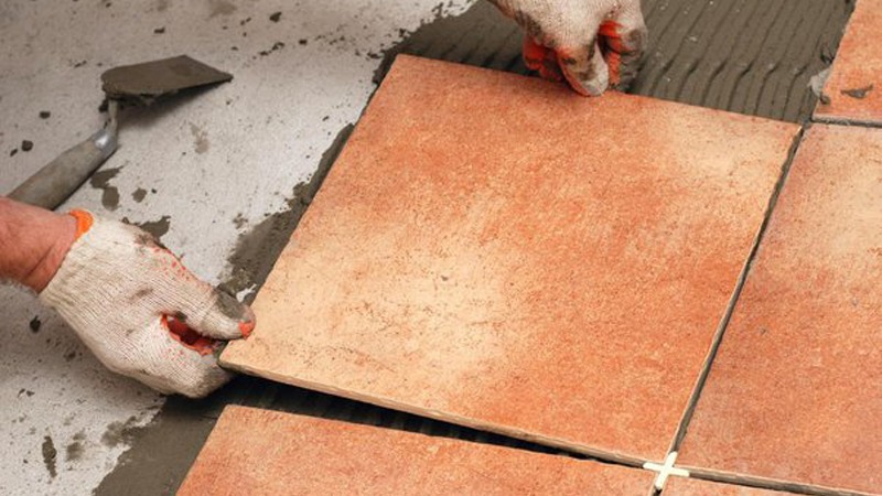 Does ceramic stick to plaster?